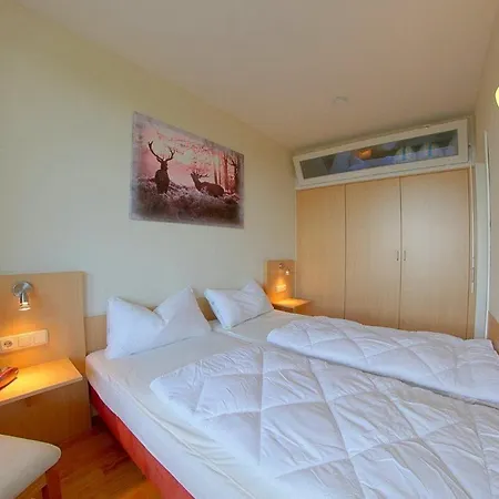 Apartment 535